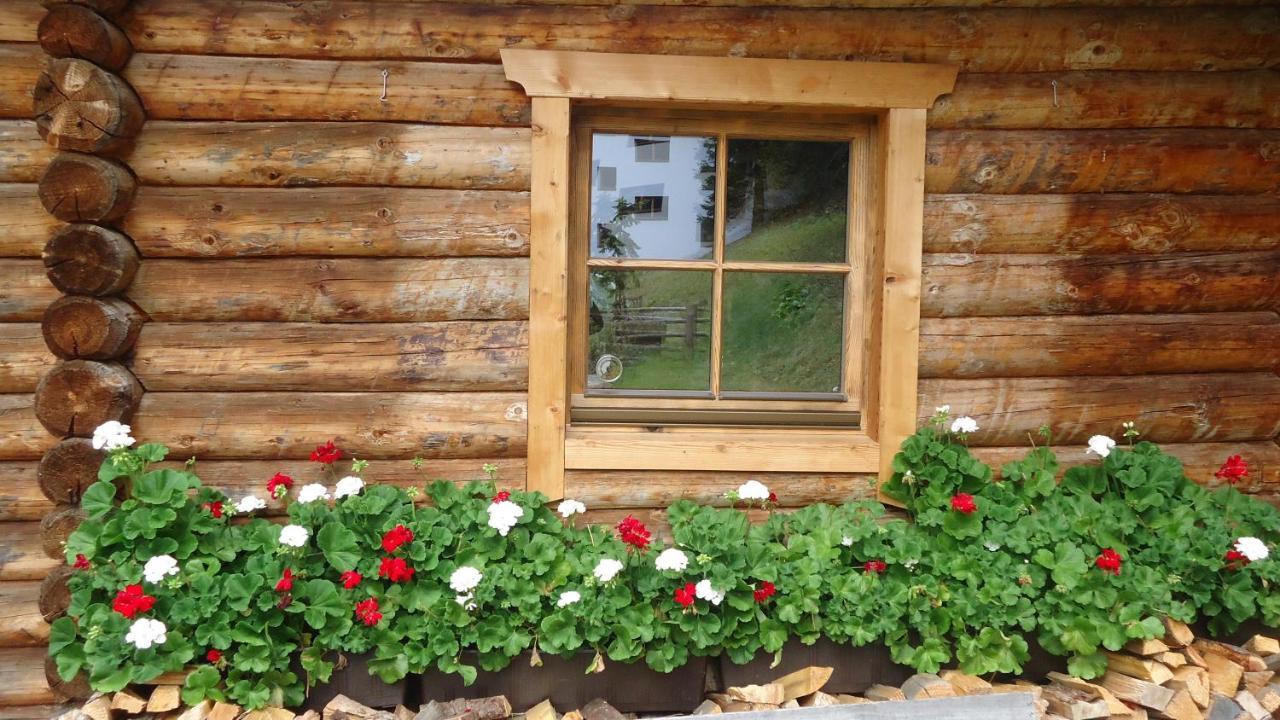 Almnest In Hochfuegen Mit Privat Spa Exterior foto