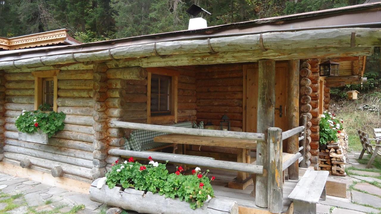 Almnest In Hochfuegen Mit Privat Spa Exterior foto