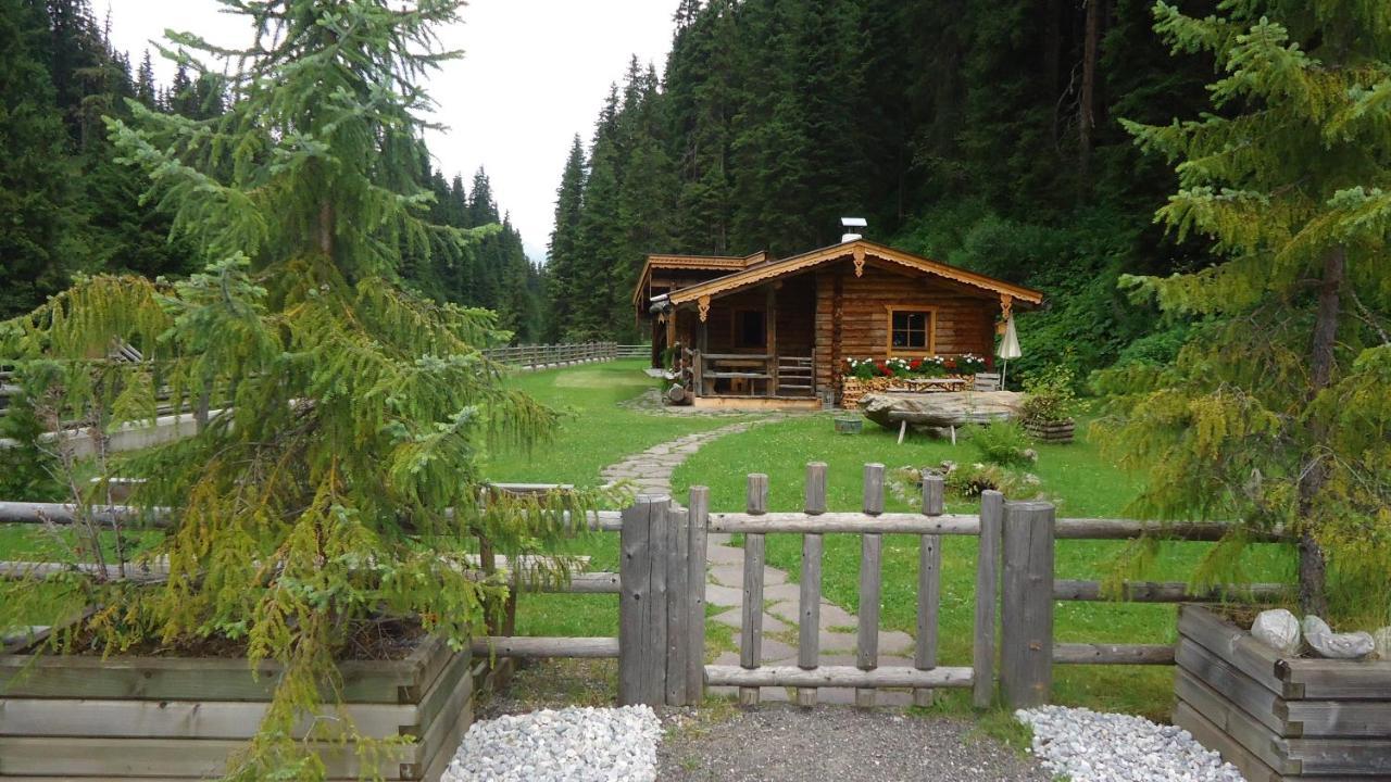 Almnest In Hochfuegen Mit Privat Spa Exterior foto